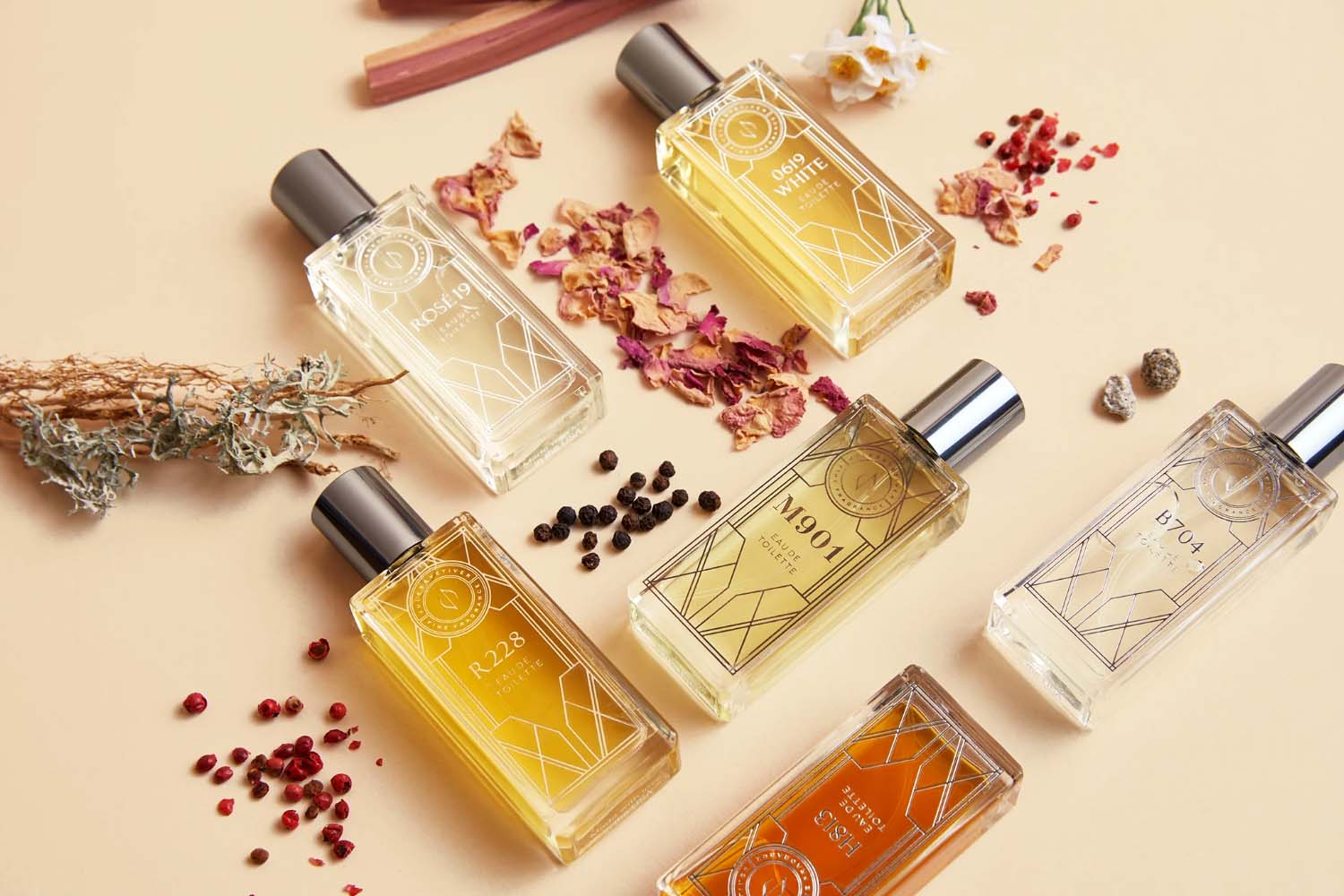 Science of Perfume Longevity: How to Make Your Scent Last – Fragrance5ml